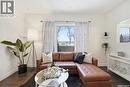 201 28Th Street W, Saskatoon, SK  - Indoor Photo Showing Living Room 