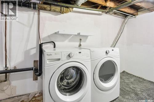 201 28Th Street W, Saskatoon, SK - Indoor Photo Showing Laundry Room