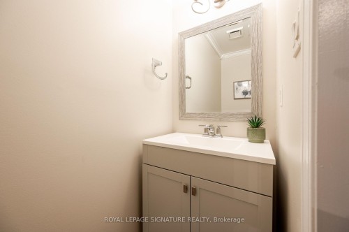 3376 Nighthawk Trail, Mississauga, ON - Indoor Photo Showing Bathroom