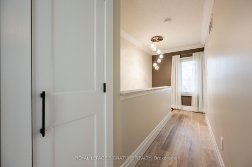 3376 Nighthawk Trail, Mississauga, ON - Indoor Photo Showing Other Room