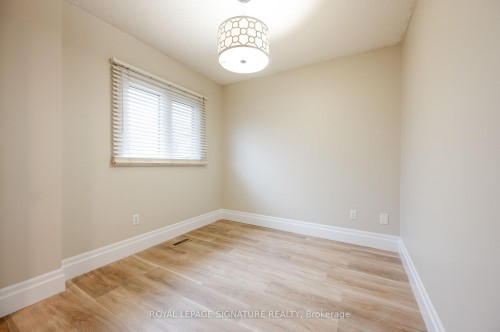 3376 Nighthawk Trail, Mississauga, ON - Indoor Photo Showing Other Room