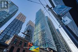 1408 - 327 KING STREET W  Toronto, ON M5V 0W7