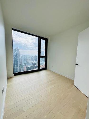 Bedroom - 3701-1245 Rue De Bleury, Montréal (Ville-Marie), QC - Indoor Photo Showing Other Room
