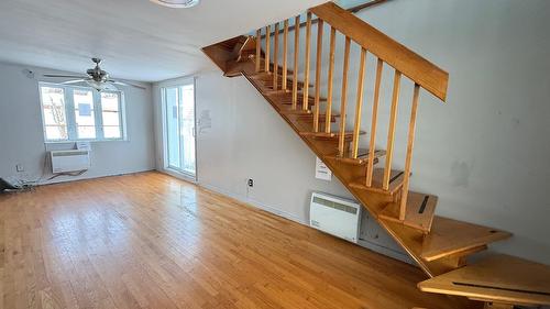 Escalier - 11373 Rue Victoria, Montréal-Est, QC - Indoor Photo Showing Other Room