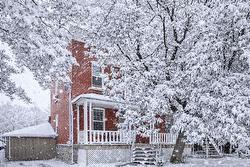 17  - 19 Av. Legrand  Laval (Laval-Des-Rapides), QC H7N 3H7