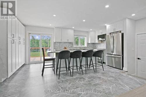 2708 Bekkers Court, Ottawa, ON - Indoor Photo Showing Other Room