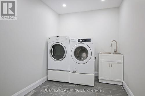 2708 Bekkers Court, Ottawa, ON - Indoor Photo Showing Laundry Room