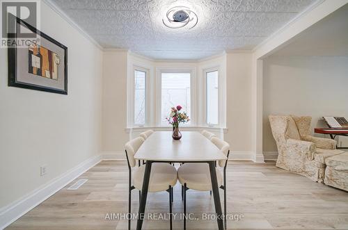 222 Richmond Street, Richmond Hill, ON - Indoor Photo Showing Dining Room