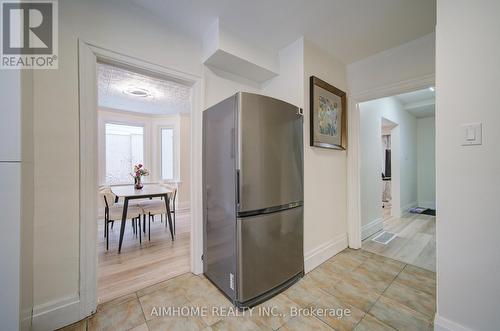 222 Richmond Street, Richmond Hill, ON - Indoor Photo Showing Other Room