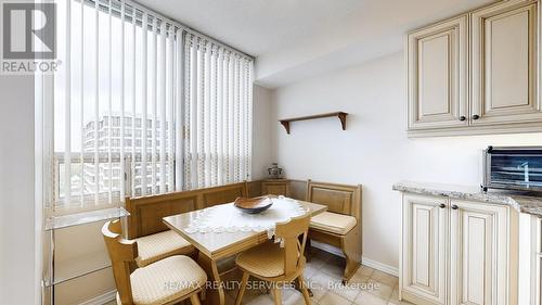909 - 330 Mill Street S, Brampton, ON - Indoor Photo Showing Dining Room