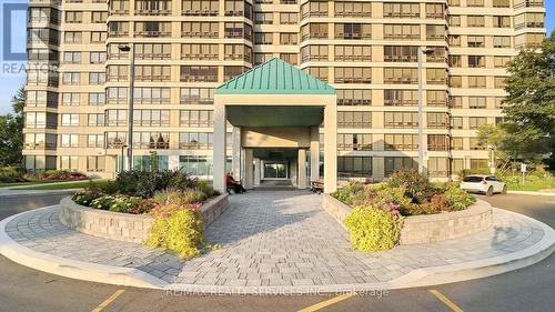 909 - 330 Mill Street S, Brampton, ON - Outdoor With Facade