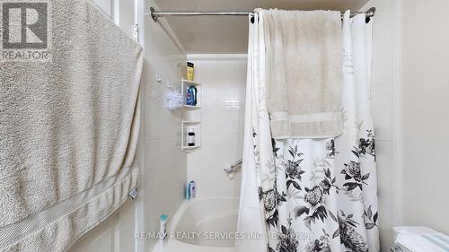 909 - 330 Mill Street S, Brampton, ON - Indoor Photo Showing Bathroom