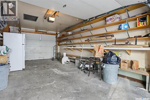67 Hatton Crescent, Regina, SK - Indoor Photo Showing Garage