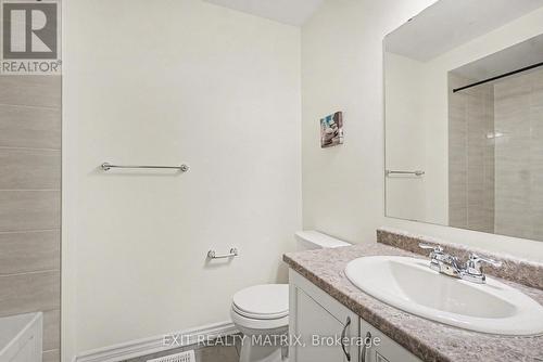 370 Willow Aster Circle, Ottawa, ON - Indoor Photo Showing Bathroom