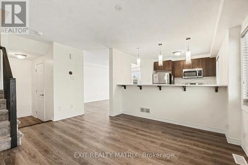 370 Willow Aster Circle, Ottawa, ON - Indoor Photo Showing Kitchen