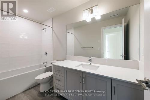 105 - 130 Boundstone Way, Ottawa, ON - Indoor Photo Showing Bathroom