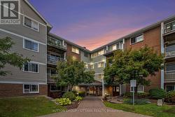 314 - 270 BRITTANY DRIVE  Ottawa, ON K1K 4M3
