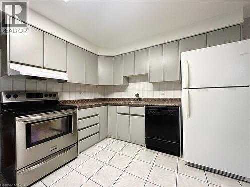 4107 Jefton Crescent, Mississauga, ON - Indoor Photo Showing Kitchen
