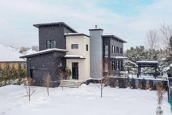 175 Rue des Oeillets  Mont-Tremblant, QC J8E 0R5