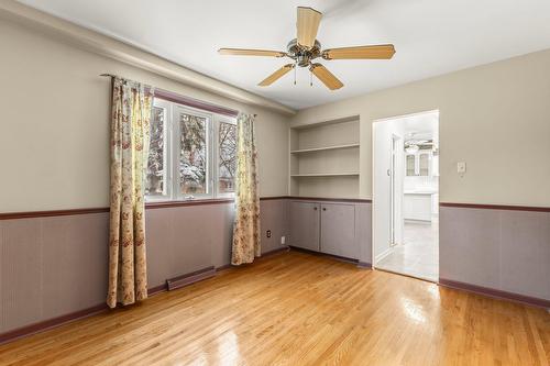 Salle familiale - 1380 Av. Kingsley, Dorval, QC - Indoor Photo Showing Other Room