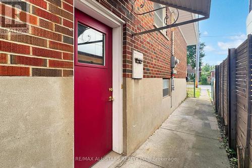 105 Betty Ann Drive, Toronto, ON -  Photo Showing Other Room