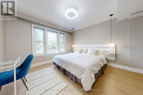 105 Betty Ann Drive, Toronto, ON - Indoor Photo Showing Bedroom