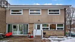 1 - 30 SENTINEL ROAD  Toronto, ON M3M 2Y8