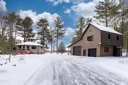 117Z Mtée de Versailles O.  Mont-Saint-Grégoire, QC J0J 1K0