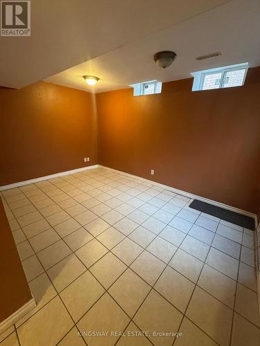 3910 Baggins Court, Mississauga, ON - Indoor