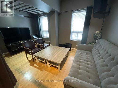 71 Main Street E, Hamilton, ON 