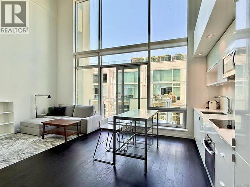 438 770 Fisgard St  Victoria, BC V8W 0B8