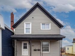 652 Victoria Road  Sydney, NS B1N 1H7