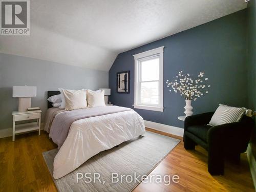 58 Pandora Avenue N, Kitchener, ON - Indoor Photo Showing Bedroom