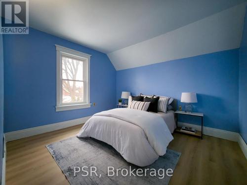 58 Pandora Avenue N, Kitchener, ON - Indoor Photo Showing Bedroom