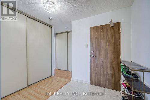 1106 - 1 Reidmount Avenue, Toronto, ON - Indoor Photo Showing Other Room