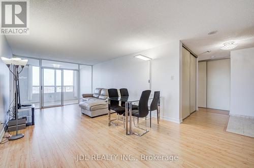 1106 - 1 Reidmount Avenue, Toronto, ON - Indoor Photo Showing Other Room