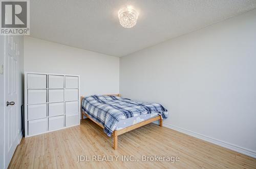 1106 - 1 Reidmount Avenue, Toronto, ON - Indoor Photo Showing Bedroom