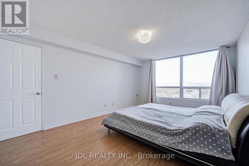1106 - 1 Reidmount Avenue, Toronto, ON - Indoor Photo Showing Bedroom