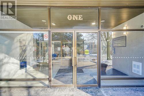 1106 - 1 Reidmount Avenue, Toronto, ON - Indoor Photo Showing Other Room