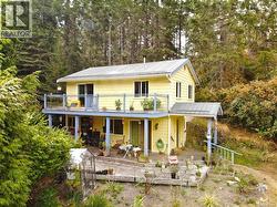121 Whims Rd  Salt Spring, BC V8K 1B2