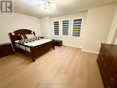 920 Mandolin Place, Mississauga, ON - Indoor Photo Showing Bedroom