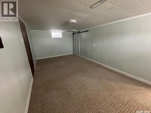 113 Railway Avenue, Richmound, SK - Indoor