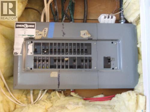 113 Railway Avenue, Richmound, SK - Indoor