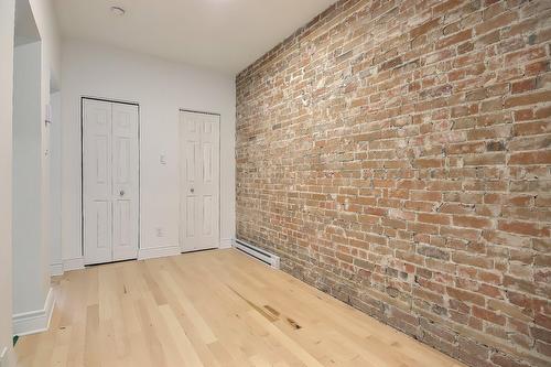 Salon - 5820 Rue De La Roche, Montréal (Rosemont/La Petite-Patrie), QC - Indoor Photo Showing Other Room