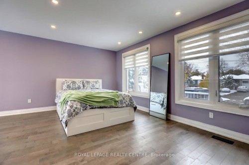 1416 Monaghan Circle, Mississauga, ON - Indoor Photo Showing Bedroom