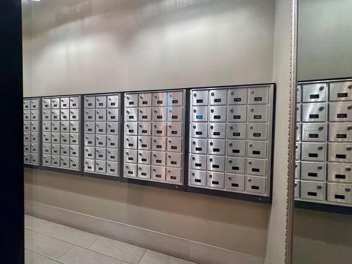 Autre - 1201-441 Av. Du Président-Kennedy, Montréal (Ville-Marie), QC - Indoor Photo Showing Other Room