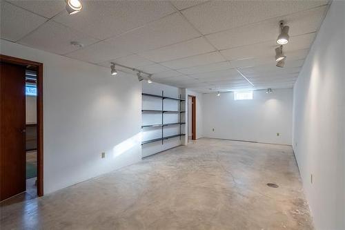 41 Coleridge Park Dr, Winnipeg, MB 