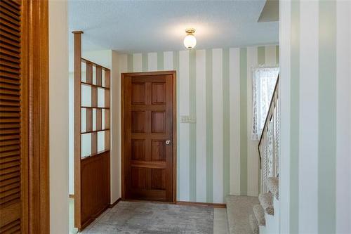 41 Coleridge Park Dr, Winnipeg, MB 