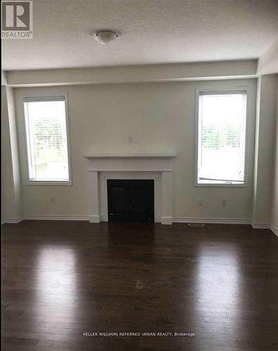 320 Shady Glen Crescent, Kitchener, ON - Indoor Photo Showing Living Room With Fireplace