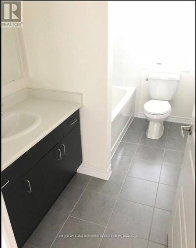 320 Shady Glen Crescent, Kitchener, ON - Indoor Photo Showing Bathroom